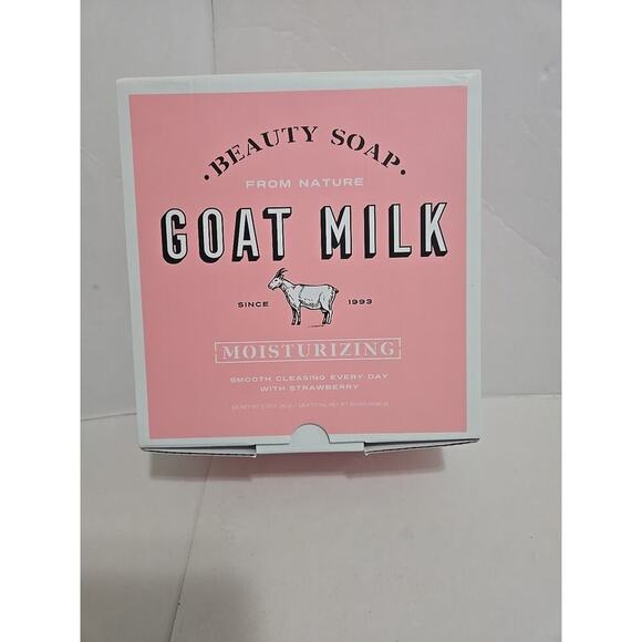 Goat Milk Soap BEAUTY SOAP BAR With Strawberry 12 Bars 38oz Total - Picture 1 of 10